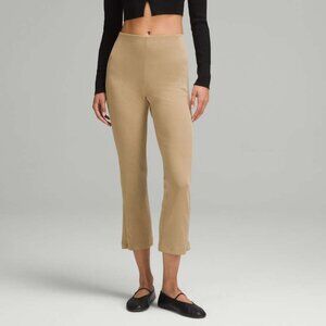 *NWOT Lululemon Women's Ribbed Softstreme Zip-Leg High-Rise Cropped Pant 25"